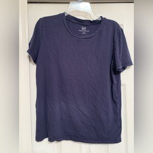 Gap navy blue organically grown cotton t-shirt